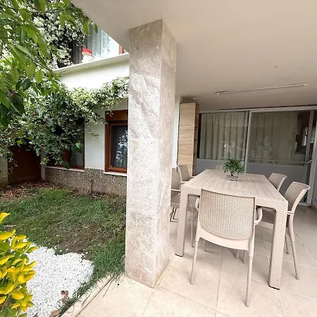 Garden Flat Near Sarimsakli